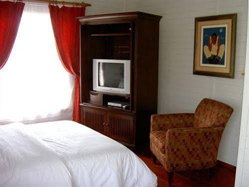 Victoria Fields Hotel & Resort La Barra 外观 照片
